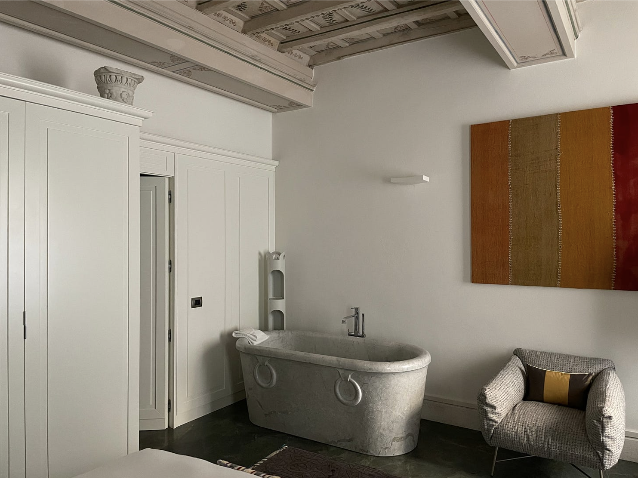 Palazzo delle Pietre, Rome