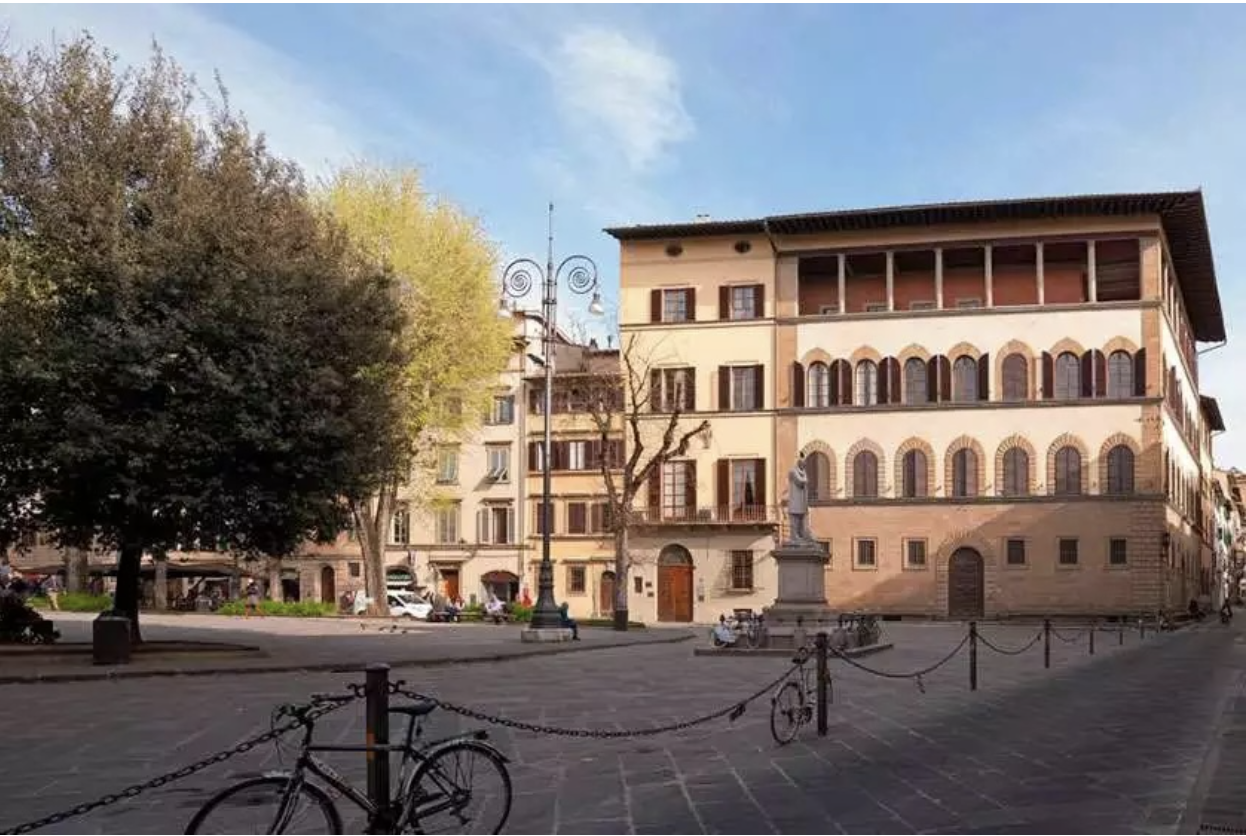 Palazzo Guadagni, Florence