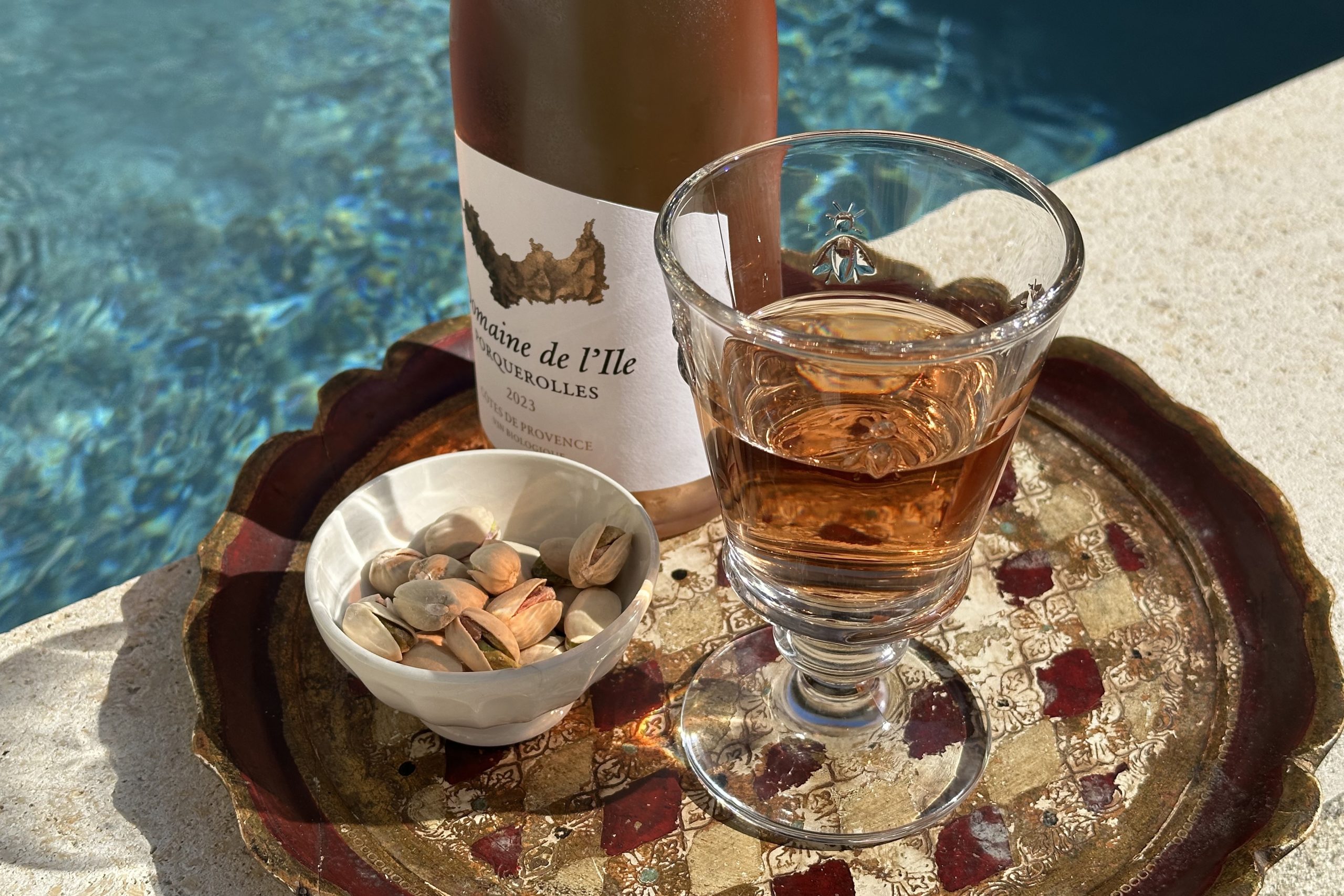 The Souvenir: The Bee Glass