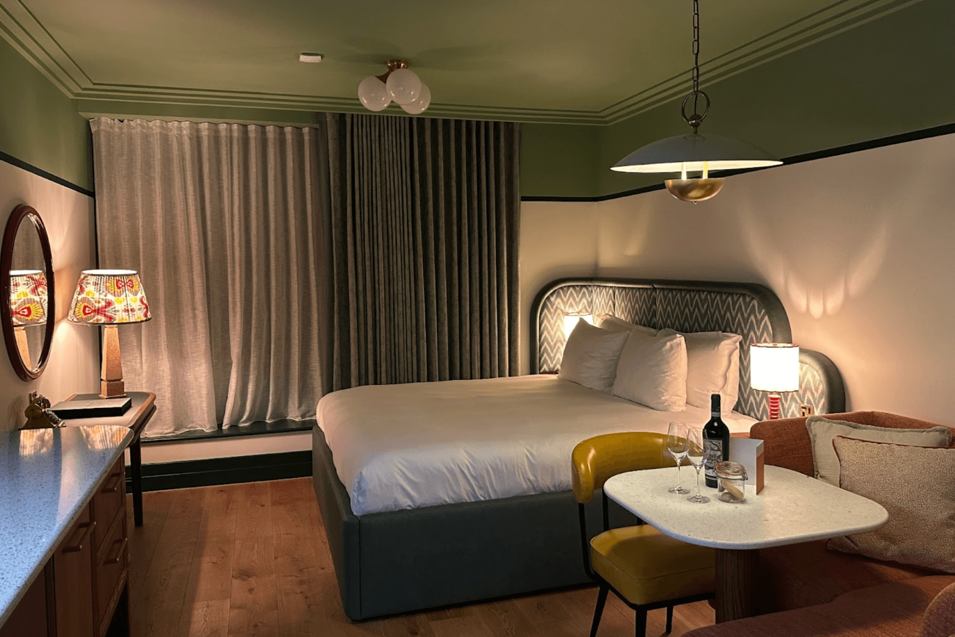 The July, London Victoria